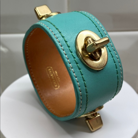 Coach Turquoise Leather Cuff Bangle Bracelet EUC - Picture 3 of 8
